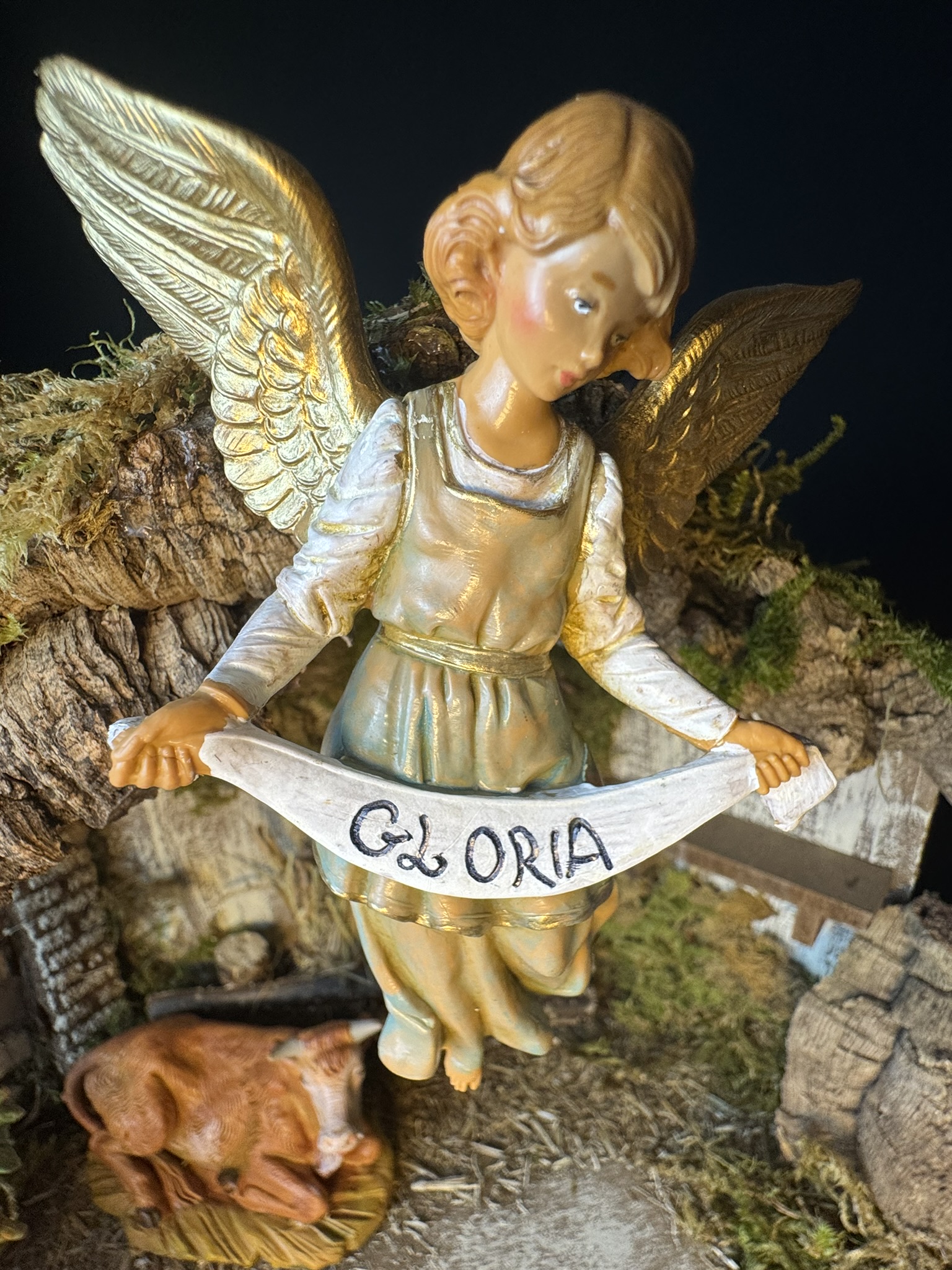 Szopka bożonarodzeniowa Fontanini nr 584 - z oświetleniem LED, Święta Rodzina, pasterz i zwierzęta - obrazek 5