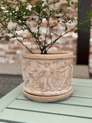 Cilindro con Putti 20 cm x 16 cm – klasyczna forma w duchu antyku – zestaw z podstawkiem